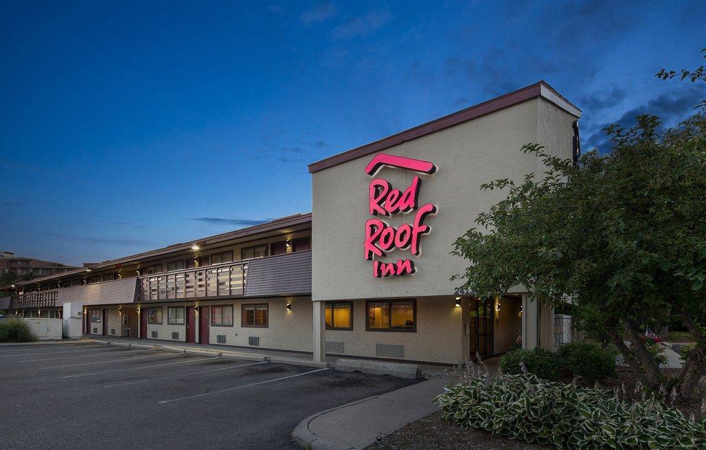 Red Roof Inn & Suites Detroit - Melvindale/Dearborn Exterior photo